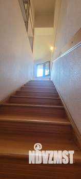 Дом 296м², 2-этажный, участок 6 сот.  