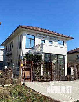 Коттедж 312м&sup2;, 2-этажный, участок 5 сот.  