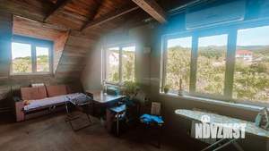 Дом 330м&sup2;, 2-этажный, участок 6 сот.  