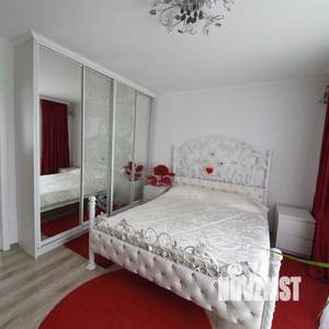 Дом 158м², 2-этажный, участок 8 сот.  