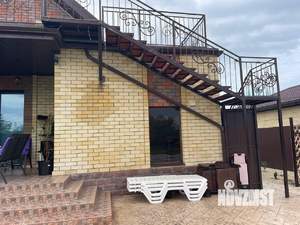 Коттедж 145м², 2-этажный, участок 10 сот.  