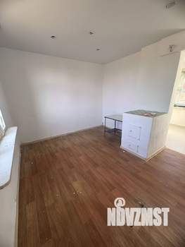 Дом 30м², 2-этажный, участок 5 сот.  