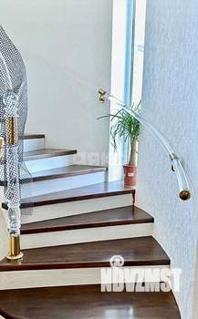 Дом 316м&sup2;, 3-этажный, участок 8 сот.  