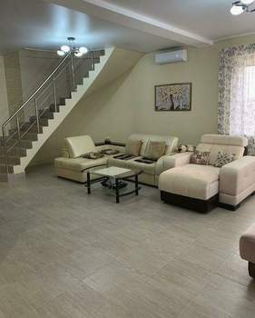 Дом 240м², 2-этажный, участок 8 сот.  