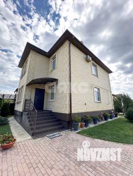 Дом 181м&sup2;, 2-этажный, участок 6 сот.  