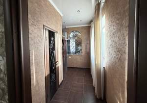 Дом 191м&sup2;, 2-этажный, участок 4 сот.  