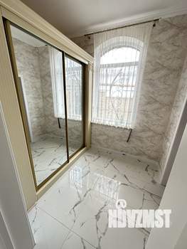 Дом 186м², 2-этажный, участок 4 сот.  