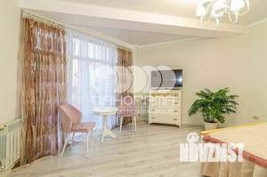Таунхаус 100м², 2-этажный, участок 1 сот.  