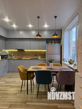 Дом 220м², 2-этажный, участок 4 сот.  