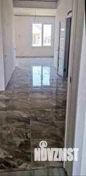 Дом 100м&sup2;, 2-этажный, участок 6 сот.  