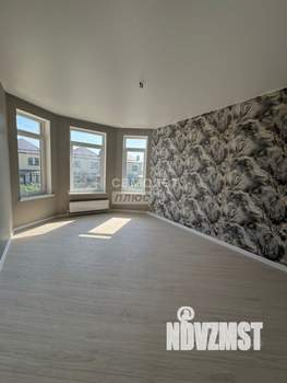 Дом 180м², 2-этажный, участок 5 сот.  