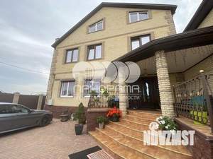 Дом 378м&sup2;, 2-этажный, участок 8 сот.  