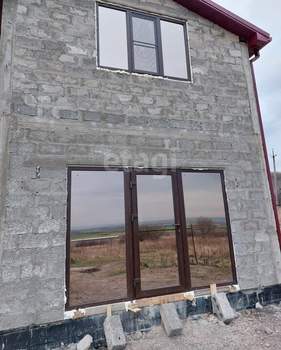 Дом 50м&sup2;, 2-этажный, участок 4 сот.  