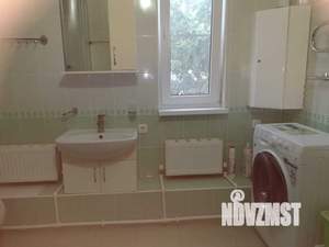 Дом 140м², 2-этажный, участок 5 сот.  