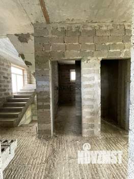 Дом 288м², 3-этажный, участок 7 сот.  