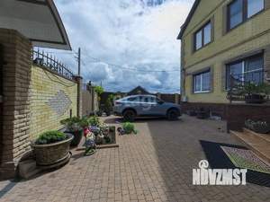 Дом 379м&sup2;, 2-этажный, участок 8 сот.  