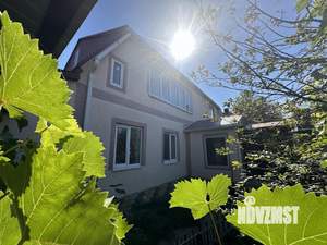 Дом 212м&sup2;, 2-этажный, участок 10 сот.  