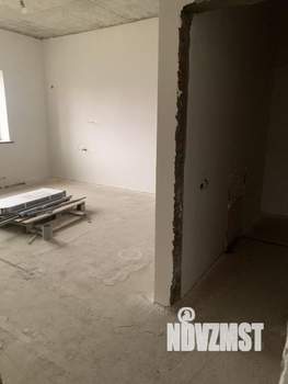 Дом 320м², 2-этажный, участок 4 сот.  