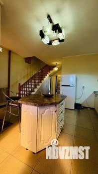 Дом 101м&sup2;, 2-этажный, участок 5 сот.  