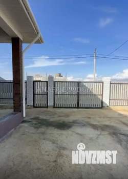 Дом 100м&sup2;, 1-этажный, участок 6 сот.  