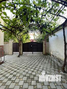 Дом 357м², 3-этажный, участок 7 сот.  