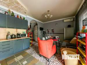 Дом 150м&sup2;, 3-этажный, участок 2 сот.  