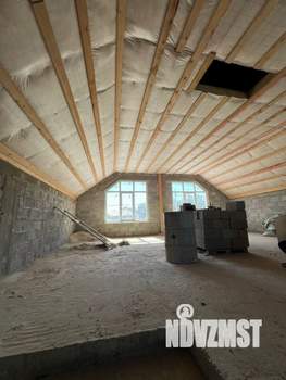 Дом 220м&sup2;, 3-этажный, участок 4 сот.  