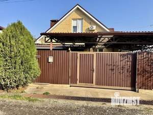 Дом 154м&sup2;, 2-этажный, участок 4 сот.  