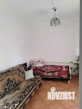 Дом 550м&sup2;, 2-этажный, участок 9 сот.  