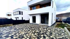 Дом 140м&sup2;, 2-этажный, участок 4 сот.  