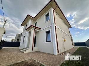 Дом 232м&sup2;, 2-этажный, участок 4 сот.  