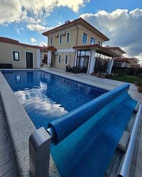 Дом 175м&sup2;, 2-этажный, участок 0 сот.  