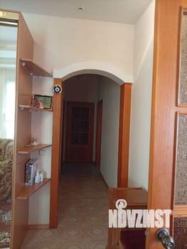 Дом 318м&sup2;, 2-этажный, участок 6 сот.  