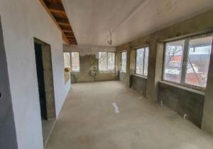 Дом 160м&sup2;, 2-этажный, участок 5 сот.  