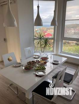 Дом 402м&sup2;, 2-этажный, участок 6 сот.  