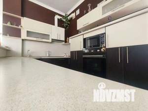 Дом 187м², 2-этажный, участок 5 сот.  