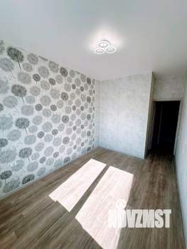 Дом 73м&sup2;, 2-этажный, участок 3 сот.  