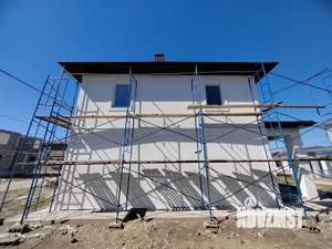 Дом 230м&sup2;, 2-этажный, участок 4 сот.  