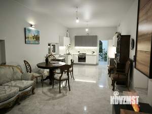 Дом 276м&sup2;, 2-этажный, участок 8 сот.  