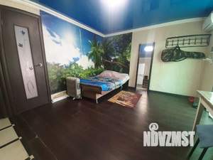 Дом 70м&sup2;, 2-этажный, участок 2 сот.  