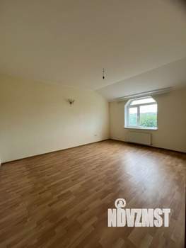 Дом 172м&sup2;, 2-этажный, участок 5 сот.  