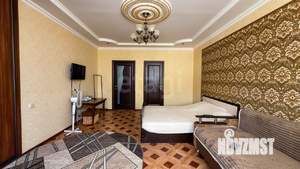 Дом 150м&sup2;, 3-этажный, участок 2 сот.  