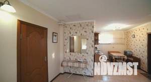 Дом 424м&sup2;, 2-этажный, участок 2 сот.  