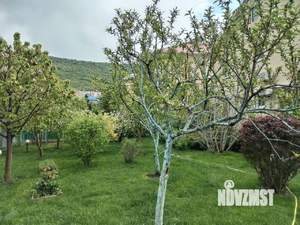 Дом 300м&sup2;, 3-этажный, участок 13 сот.  