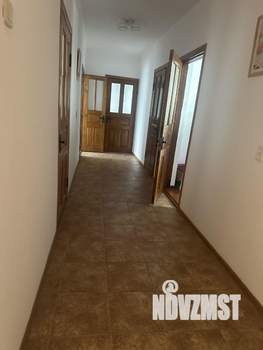 Дом 287м², 2-этажный, участок 8 сот.  