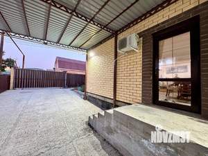 Дом 331м², 2-этажный, участок 6 сот.  