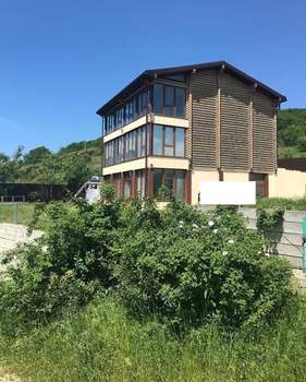 Дом 320м², 3-этажный, участок 8 сот.  