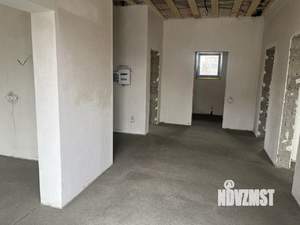 Дом 114м&sup2;, 2-этажный, участок 6 сот.  