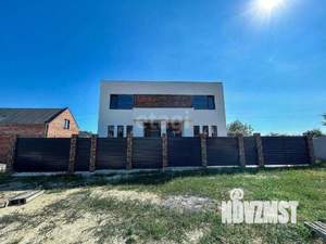 Дом 166м&sup2;, 2-этажный, участок 4 сот.  