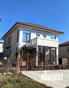 Коттедж 312м², 2-этажный, участок 5 сот.  